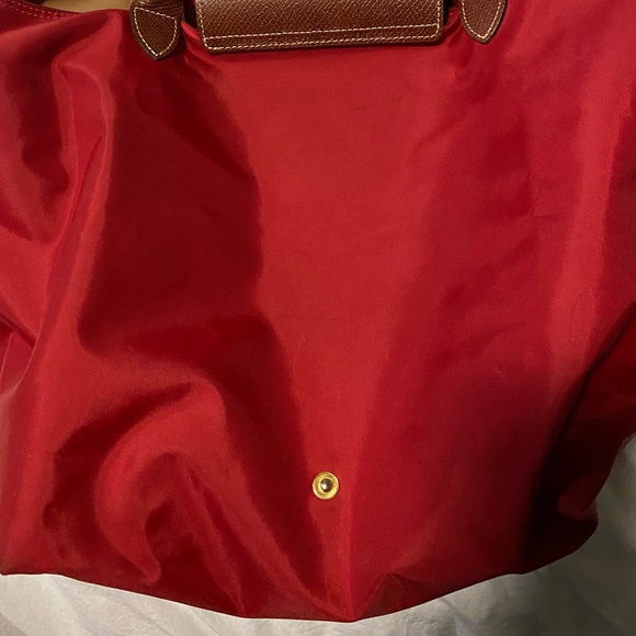Red Longchamp Le Pliage bag - Picture 3 of 6